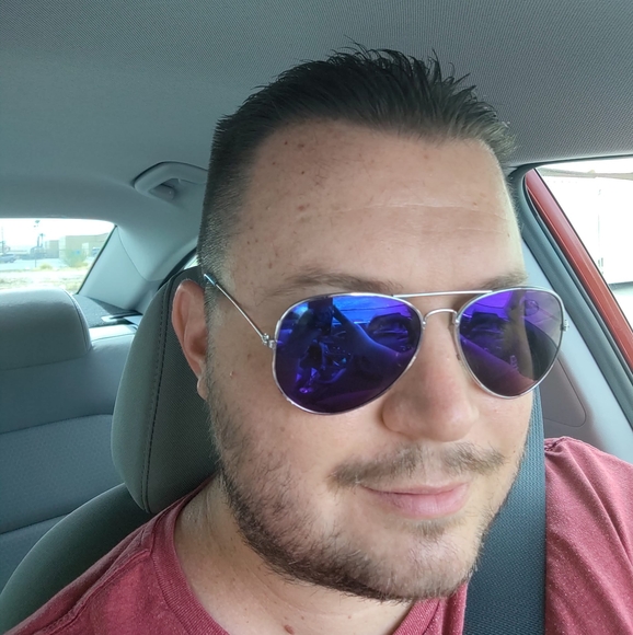 dustin884